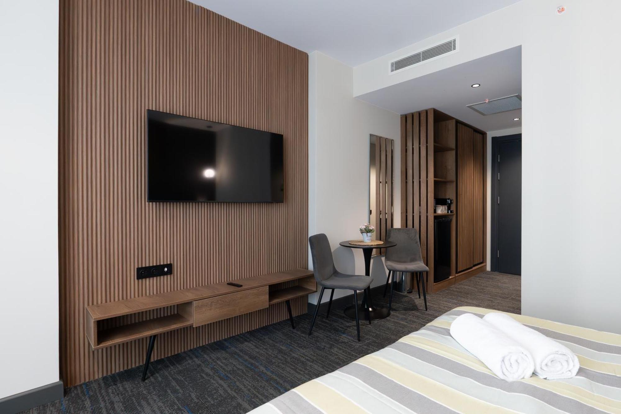 Nova Luxe Hotel & Residences Batumi Zewnętrze zdjęcie