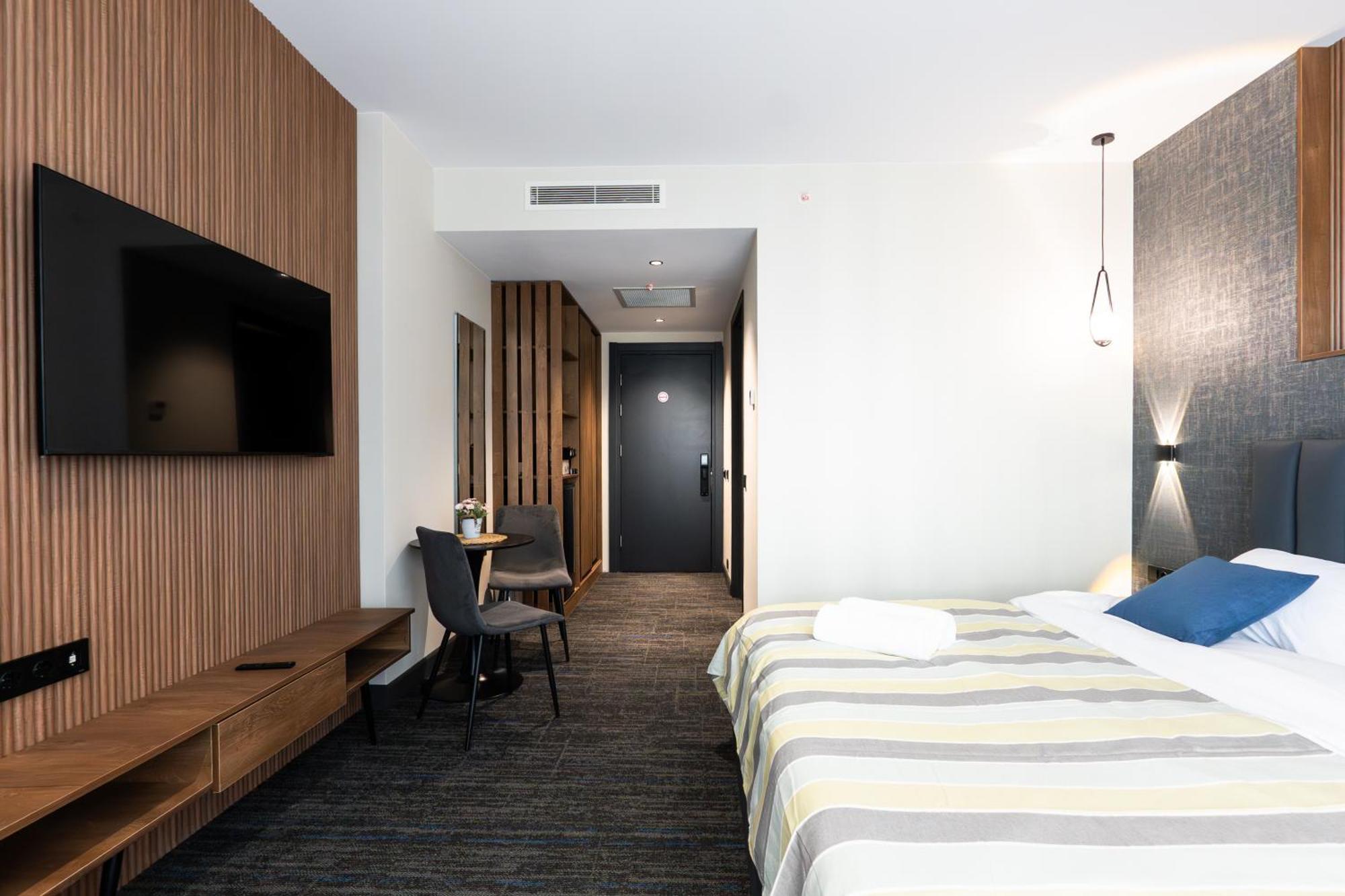 Nova Luxe Hotel & Residences Batumi Zewnętrze zdjęcie