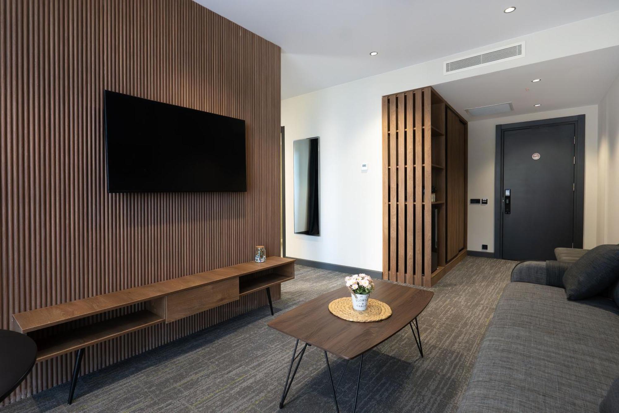 Nova Luxe Hotel & Residences Batumi Zewnętrze zdjęcie