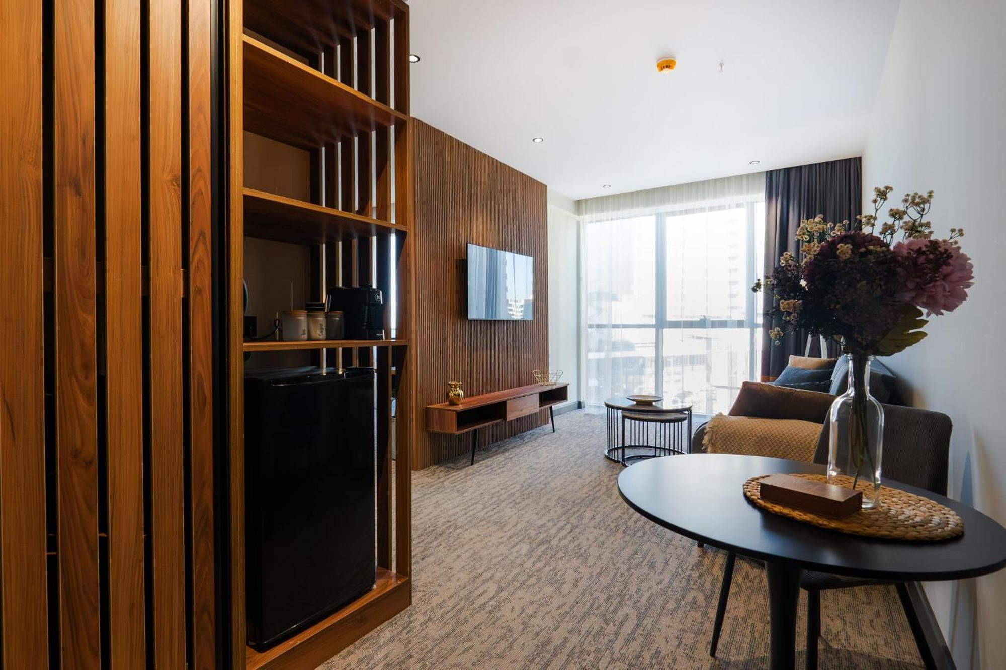 Nova Luxe Hotel & Residences Batumi Zewnętrze zdjęcie