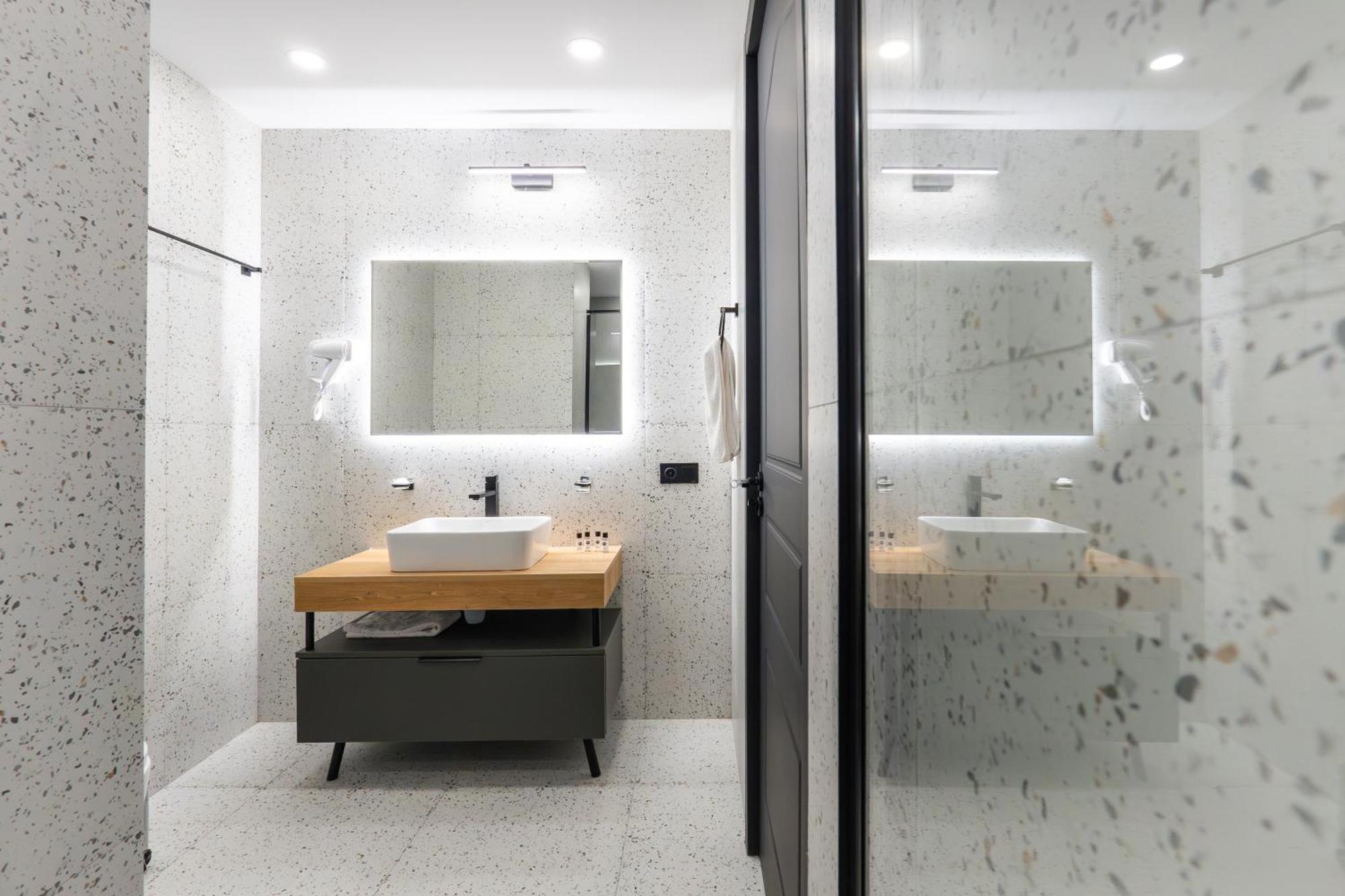 Nova Luxe Hotel & Residences Batumi Zewnętrze zdjęcie